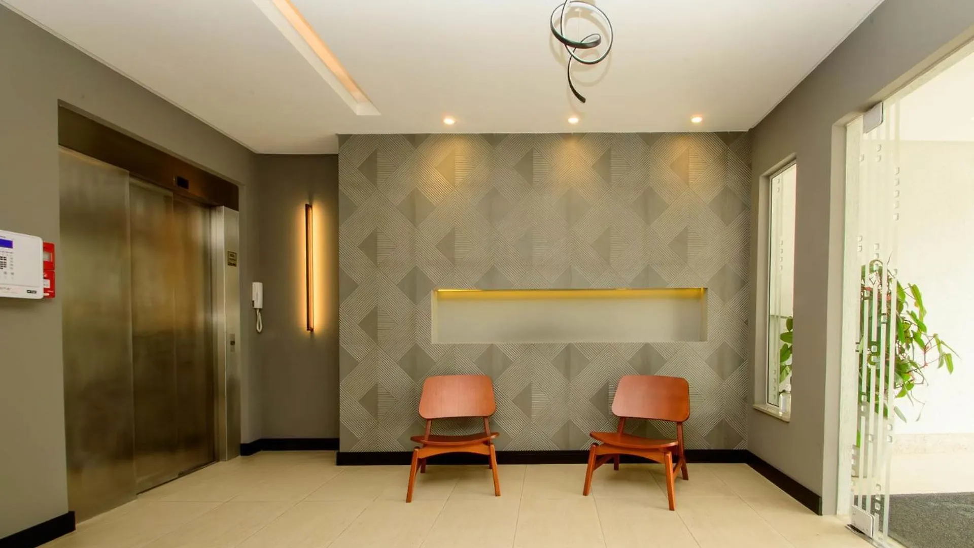 شقة Apto Charmoso Prox. A Praia Central Em Bc Zp8765 Balneário Camboriú