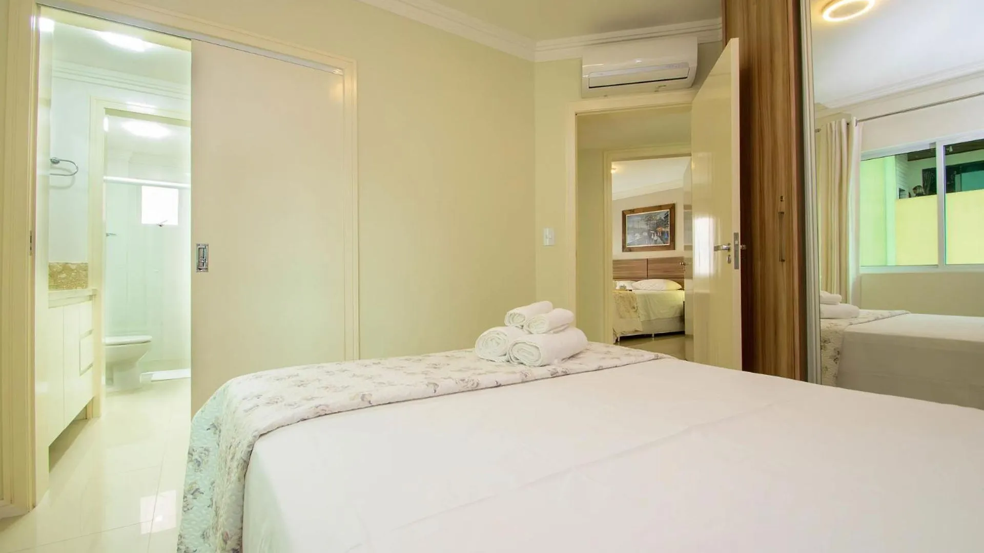 شقة Apto Charmoso Prox. A Praia Central Em Bc Zp8765 Balneário Camboriú البرازيل