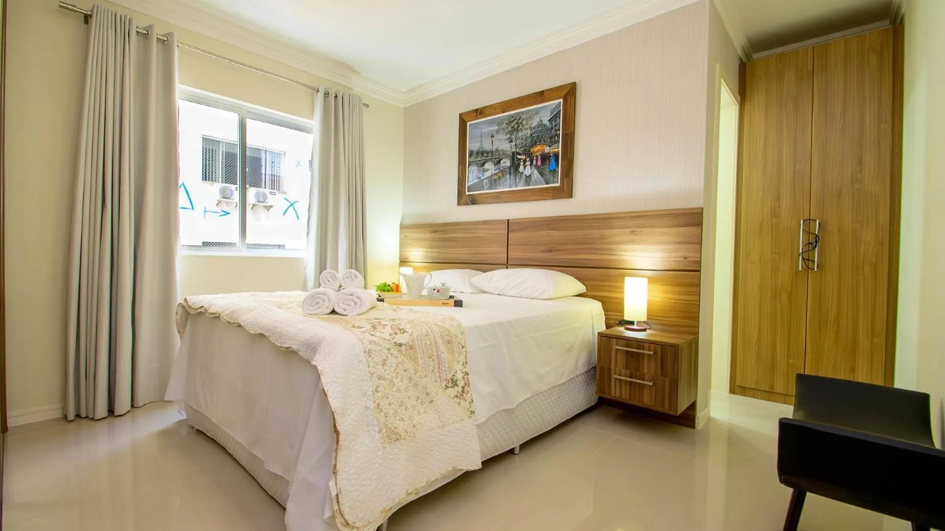 شقة Apto Charmoso Prox. A Praia Central Em Bc Zp8765 Balneário Camboriú